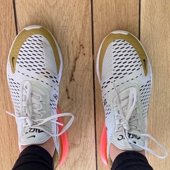 Nike Shoes - Nike Air Max 270